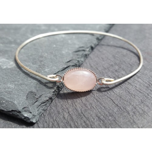 rose quartz june birthstone
